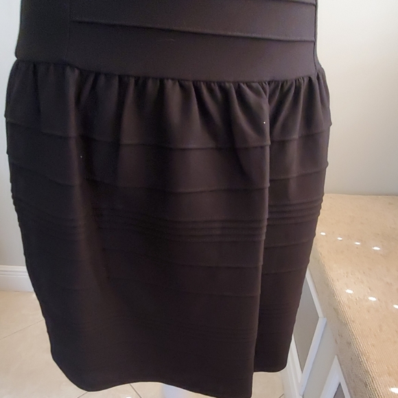 Black sleeveless dress - Picture 4 of 4